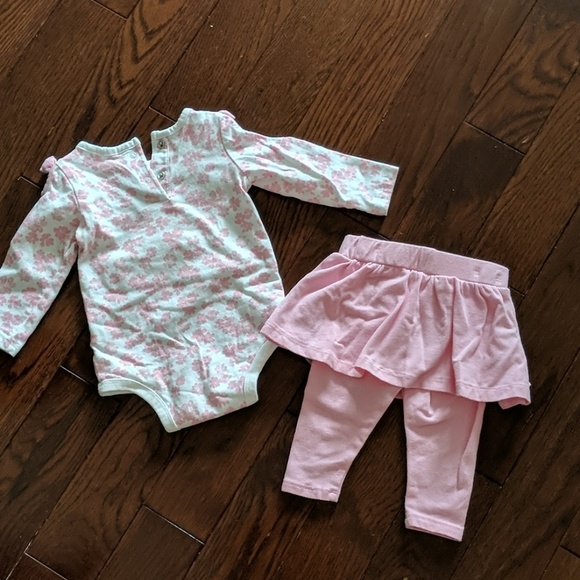 Set of 2 Minnie Mouse outfits - Picture 3 of 5